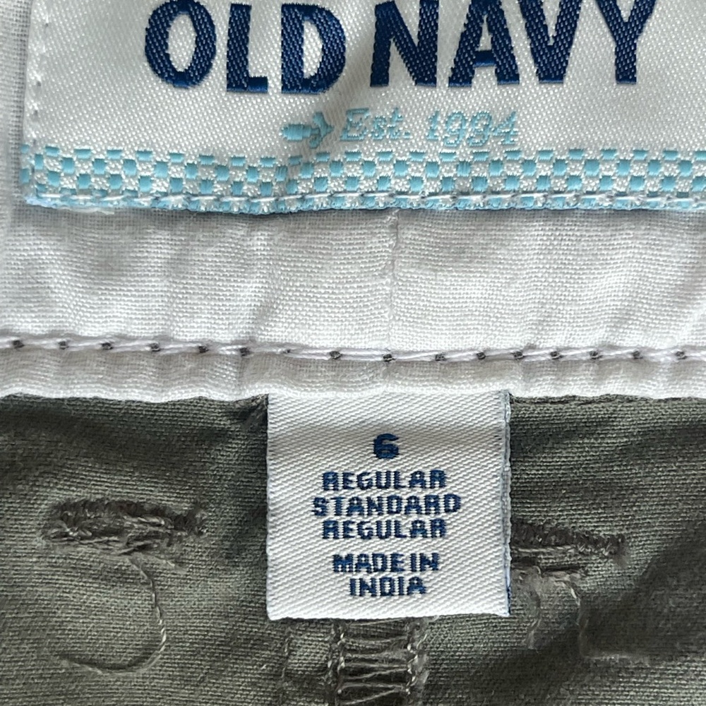Old Navy shorts - Picture 2 of 2